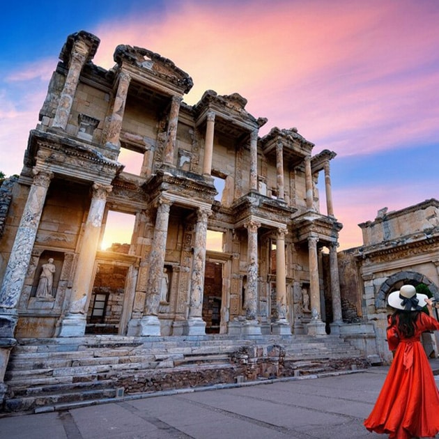 Spain Highlights (Barcelona & Madrid)